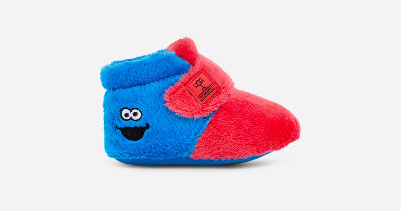 UGG® X Sesame Friends Bixbee in Blue/Red, Size 2, Leather