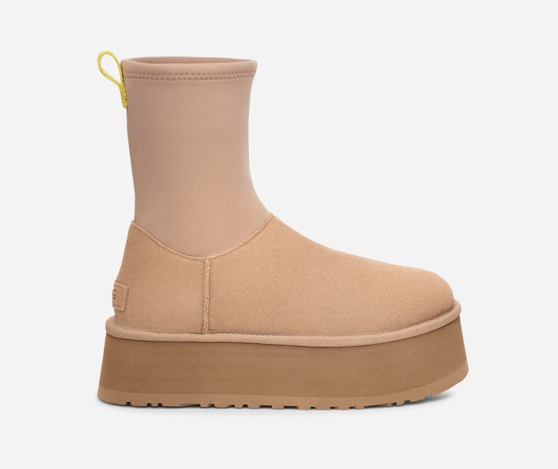 UGG® Classic Dipper Boot for Women in Tan, Size 10, Suede