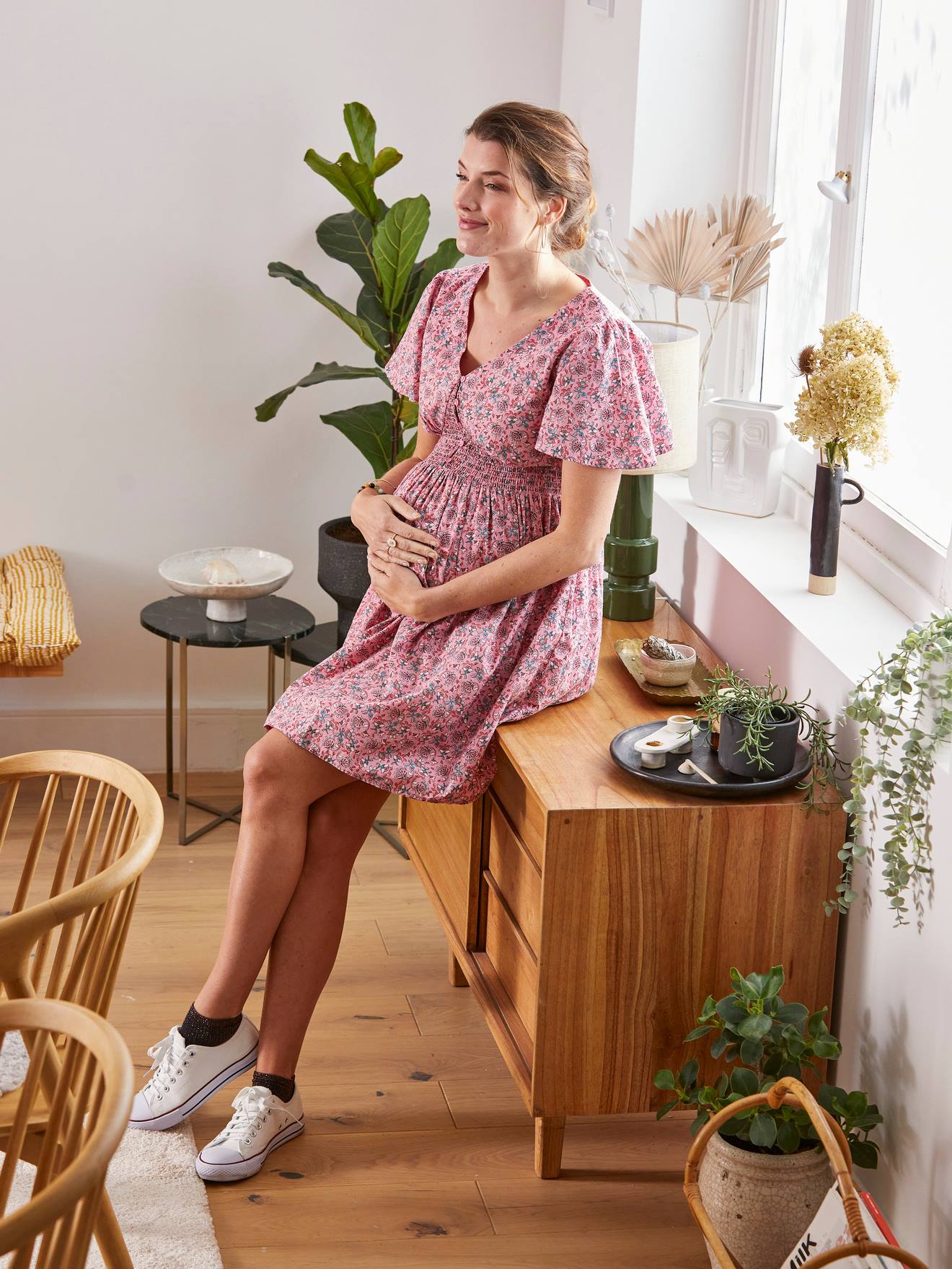 Short Dress in Printed Crêpe, Maternity & Nursing Special pink light all over printed