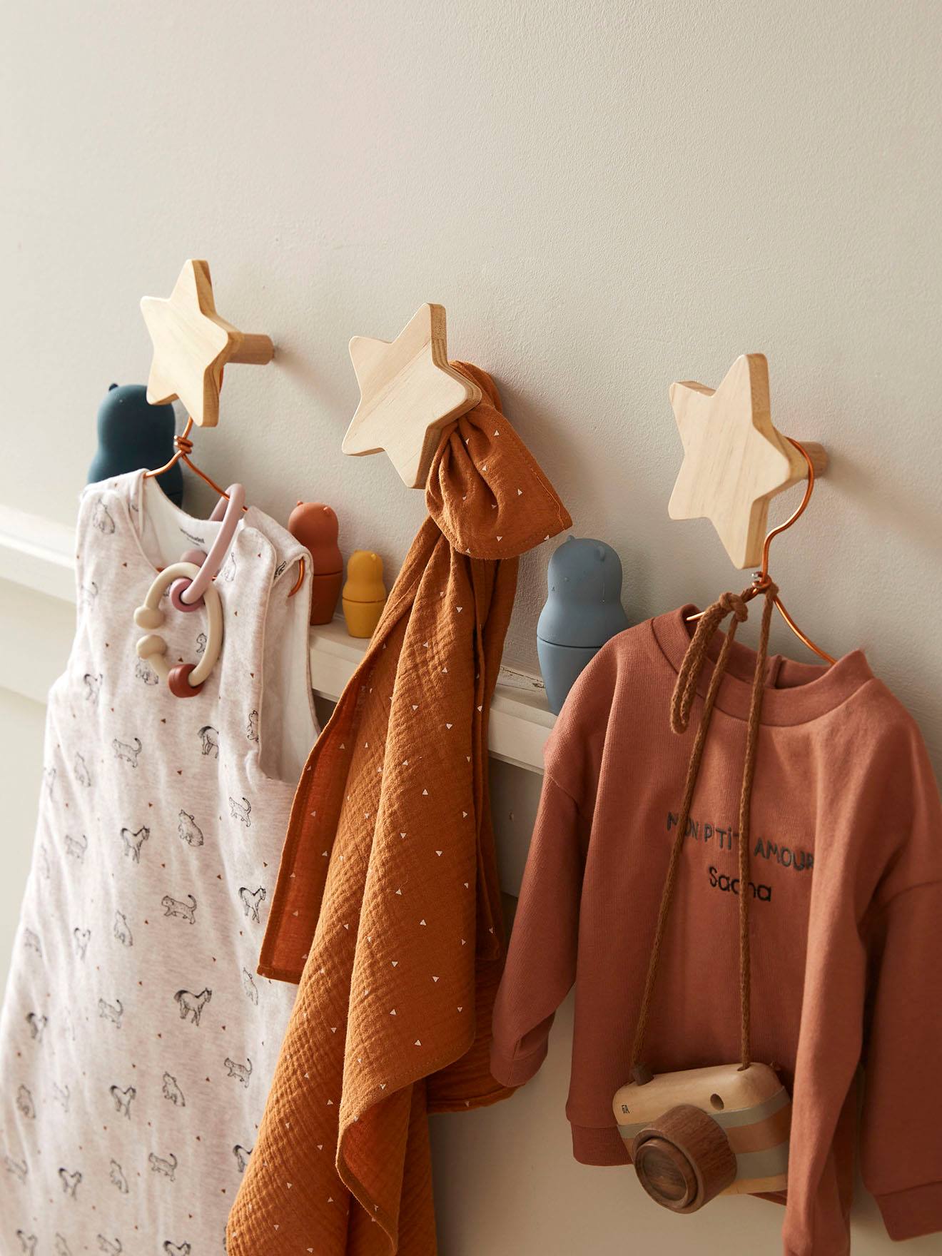 Set of 3 Star Coat Hooks, Sirius Theme wood