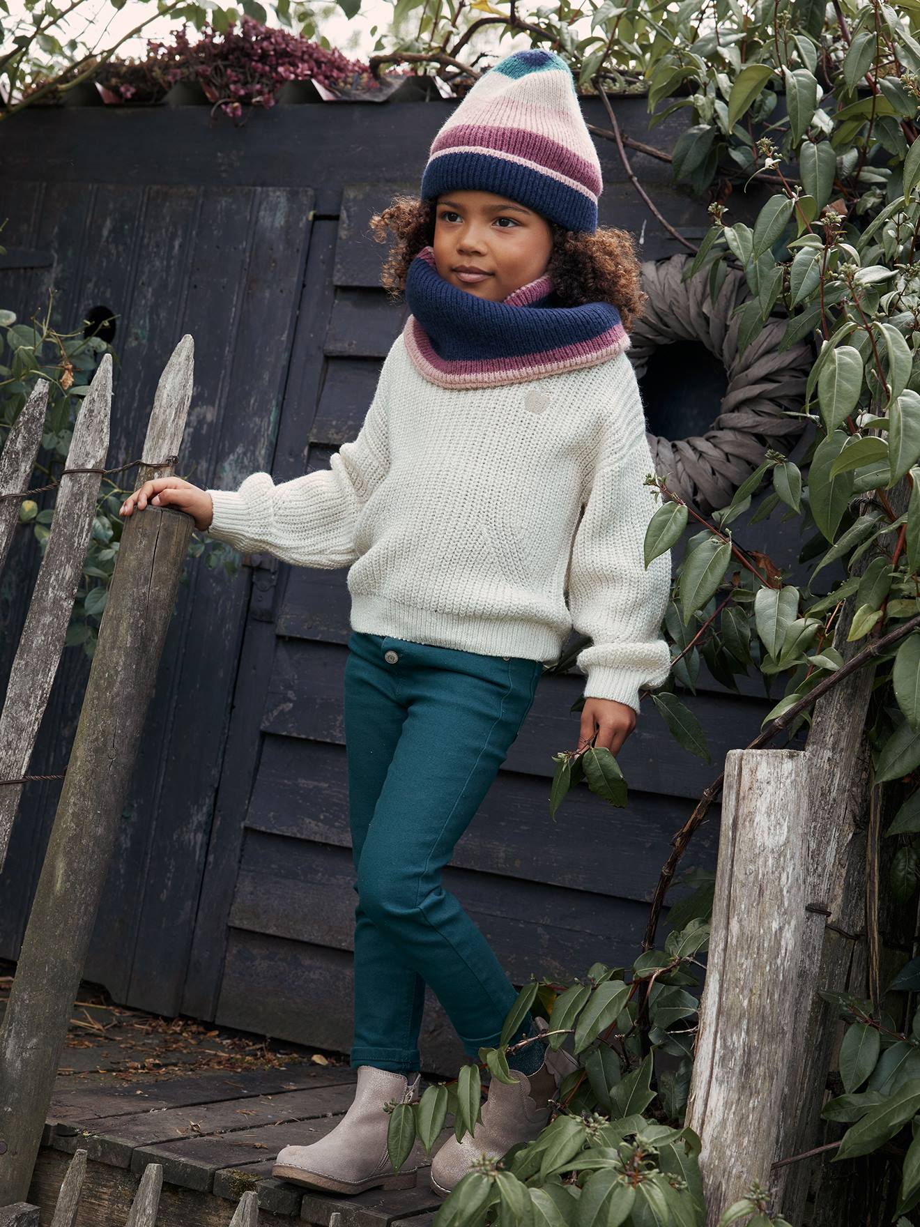 NARROW Hip, Mom Fit MorphologiK Trousers,for Girls fir green