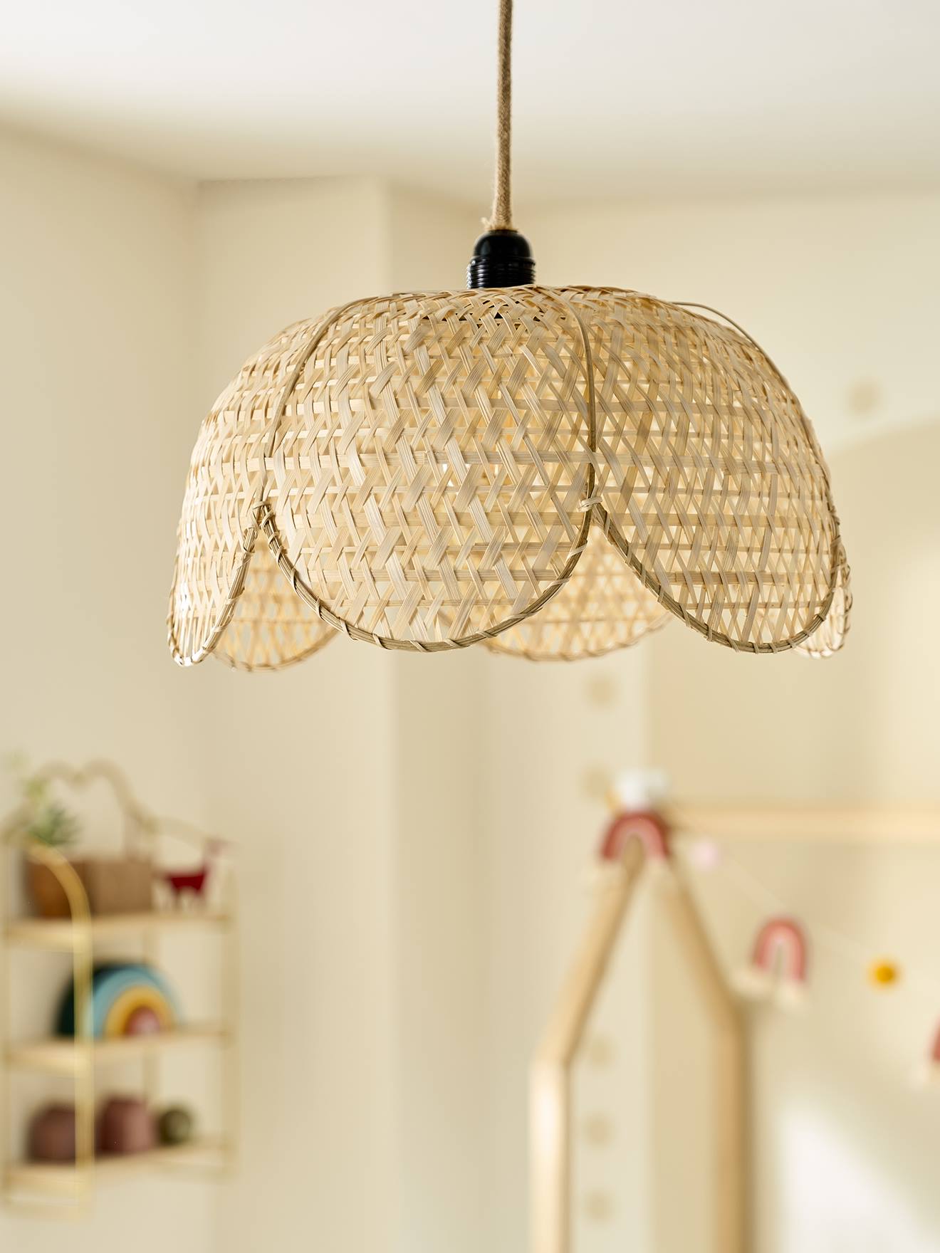 Hanging Lampshade in Cane, Countryside golden beige