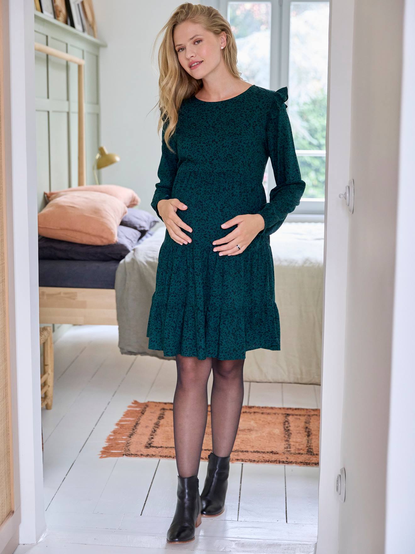 Printed Short Dress with Ruffles, Maternity & Nursing Special fir green