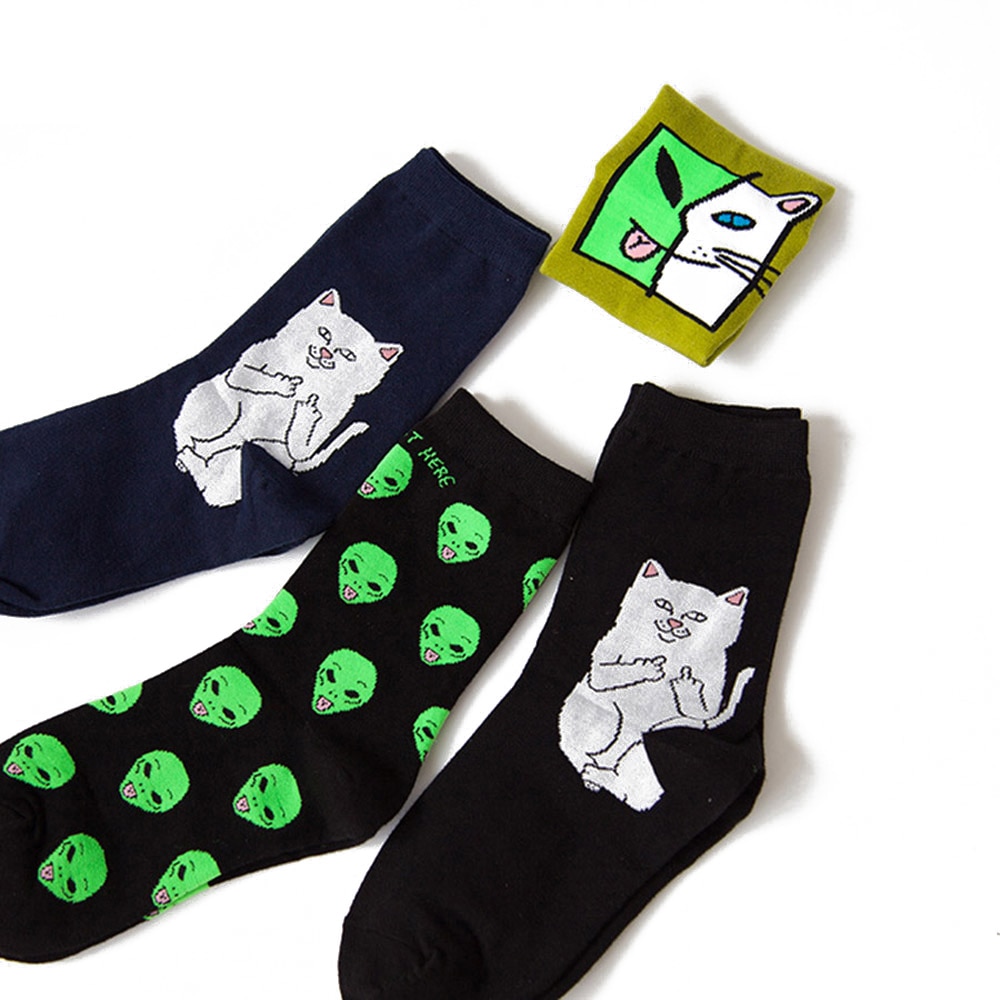 1 Pair Autumn Winter Women Cotton Socks Art Funny Alien Planet Creative Funny Cartoon Cat Breathable Socks Couple Socks