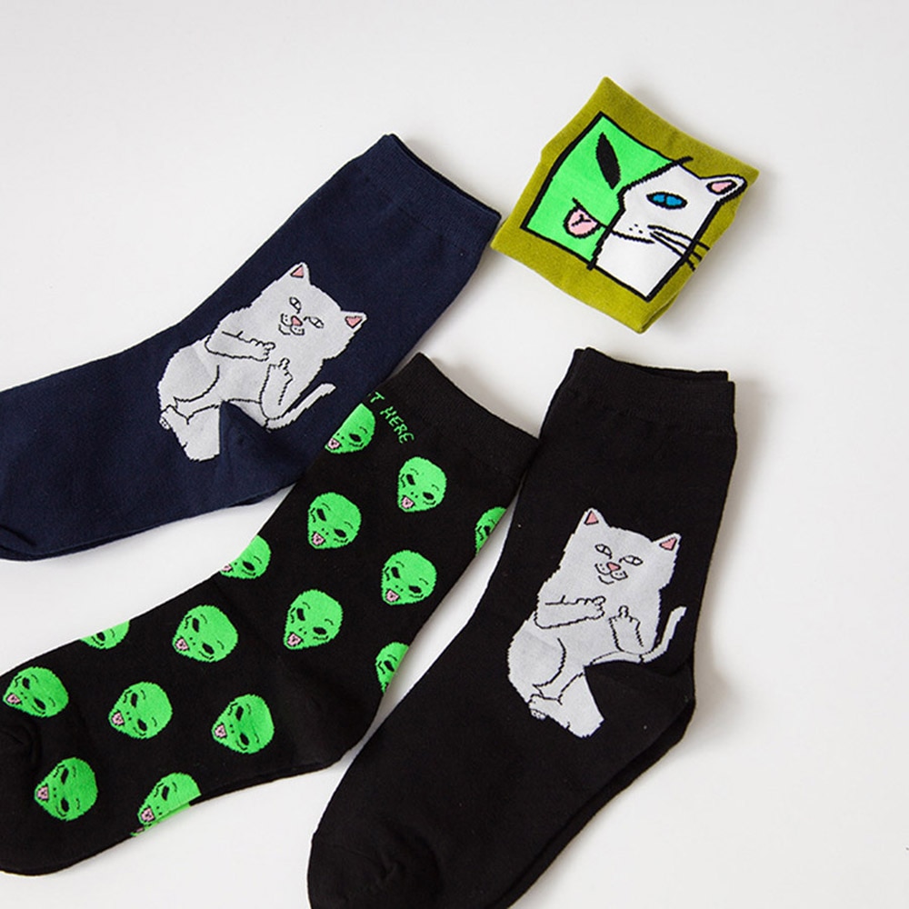 1 Pair Autumn Winter Women Cotton Socks Art Funny Alien Planet Creative Funny Cartoon Cat Breathable Socks Couple socks