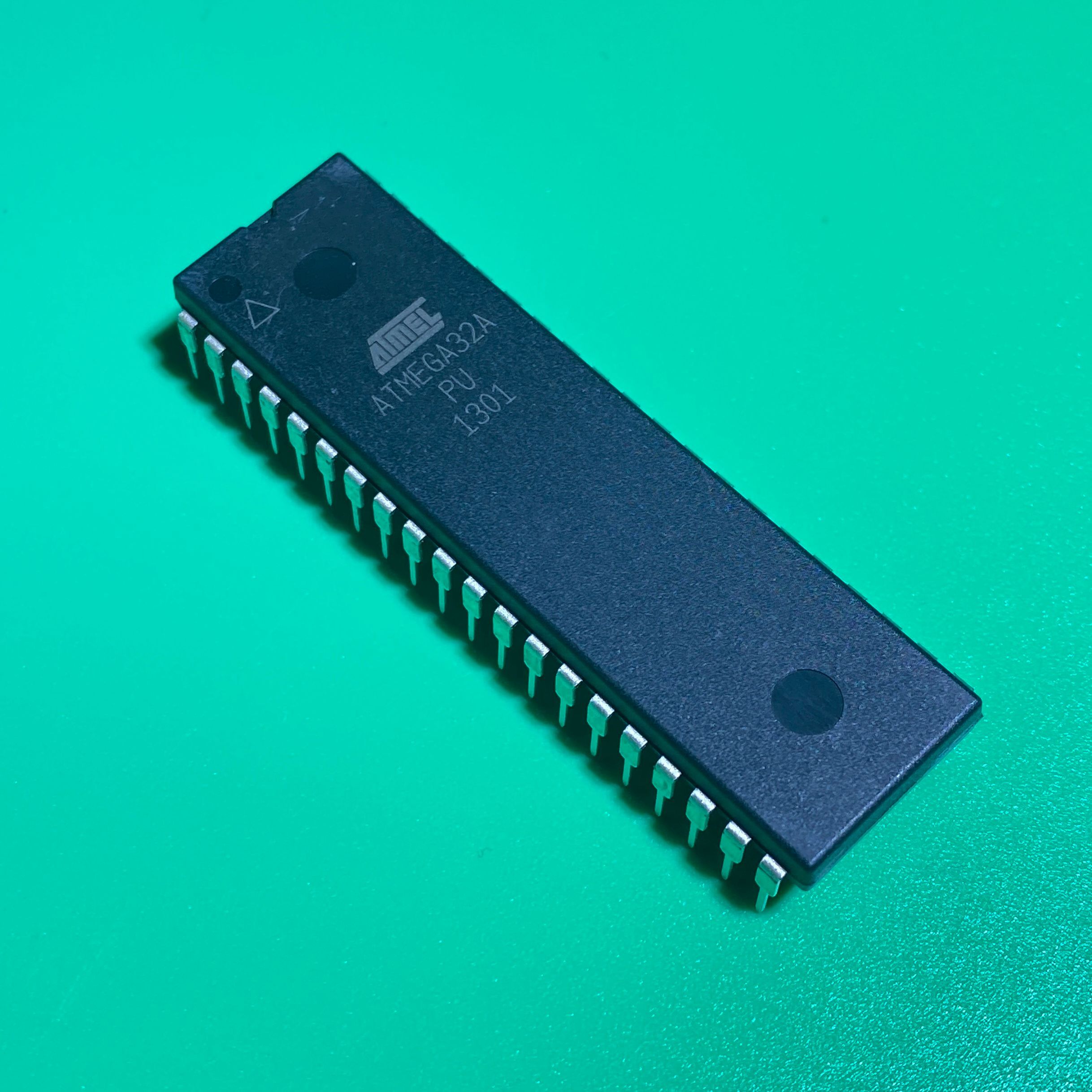 2pcs/lot ATMEGA32A-PU DIP40 ATMEGA32 A-PU 8-bit Microcontroller 32K Flash IC MCU 8BIT 32KB FLASH 40DIP ATMEGA32APU ATMEGA 32A-PU