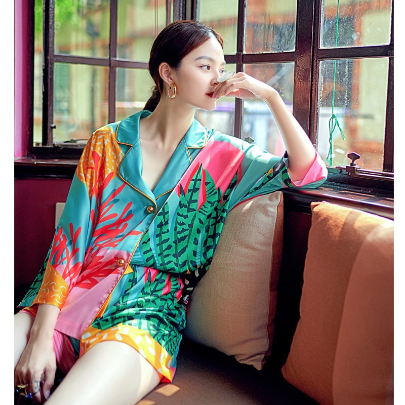 New Summer Women Pajama Set Hand Drawn Art Tropical Plants Pyjama Set Silk Like Nightwear Shorts Home Wear Clothes Sleepwear