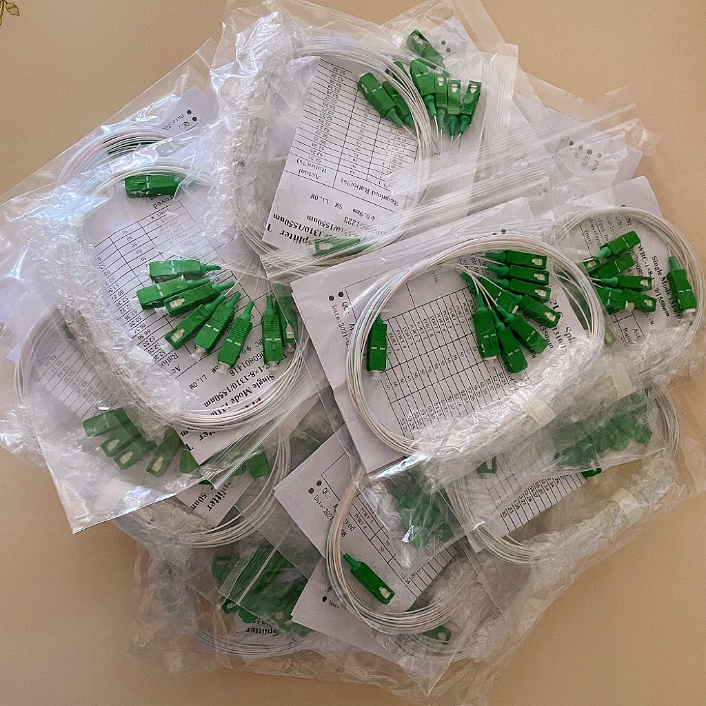 20 PCS/Lot 1X2 1X4 1X8 1X16 1X32 PLC SC/APC SM 0.9mm G657A1 PVC 1m FTTH Fiber Optic Splitter