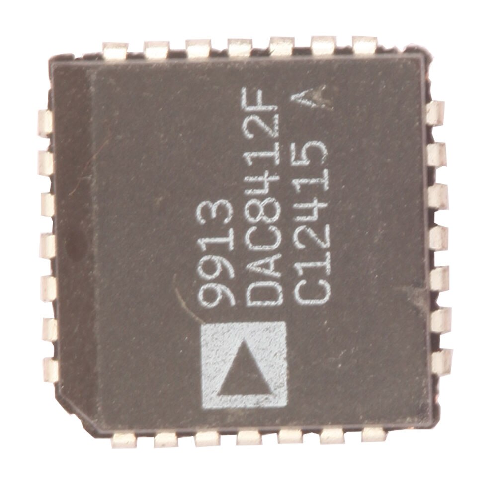 new original DAC8412FPCZ DAC8412FPC DAC8412F DAC8412 PLCC-28