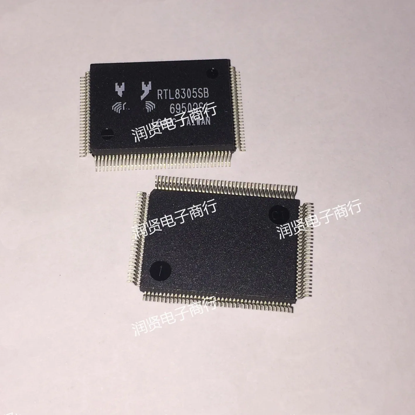 2PCS RTL8305SB RTL8305 QFP Brand new original IC chip