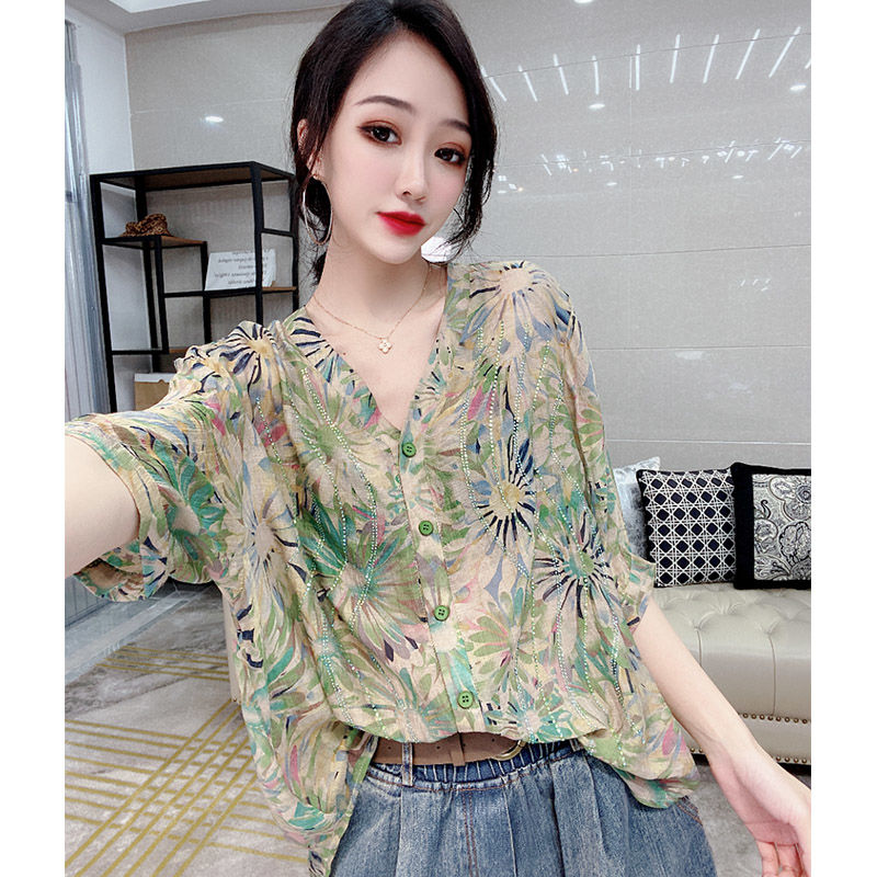 Floral Chiffon Women Shirts Summer New Design 2022 V-Neck Short-Sleeved Elegant Female Outwear Coats Tops