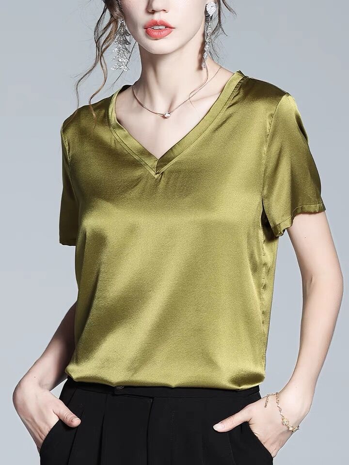 2022 Satin Summer Women T-Shirt Sexy V-Neck Short Sleeve Basic Streetwear Harajuku Oversized Tees Top Female Clothing