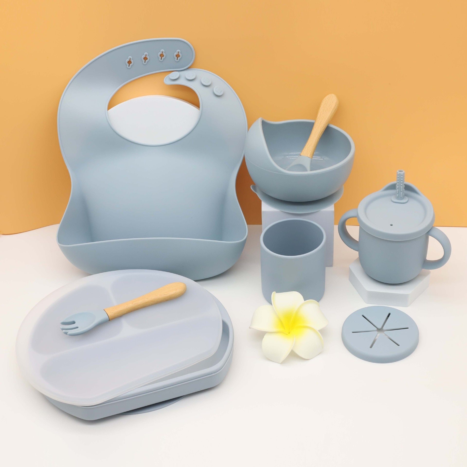 7PCS/Set Baby Silicone Feeding Tableware Sucker Bowl Dining Plate With Cover Bibs Spoon Fork Sippy Cup Glass Dishes BPA Free