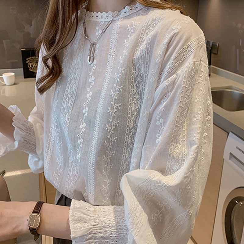 Blusas Mujer De Moda 2022 Summer Sweet Lace Blouse White Korean Fashion Clothing Spliced Peter Pan Collar Flare Sleeve Tops 2919
