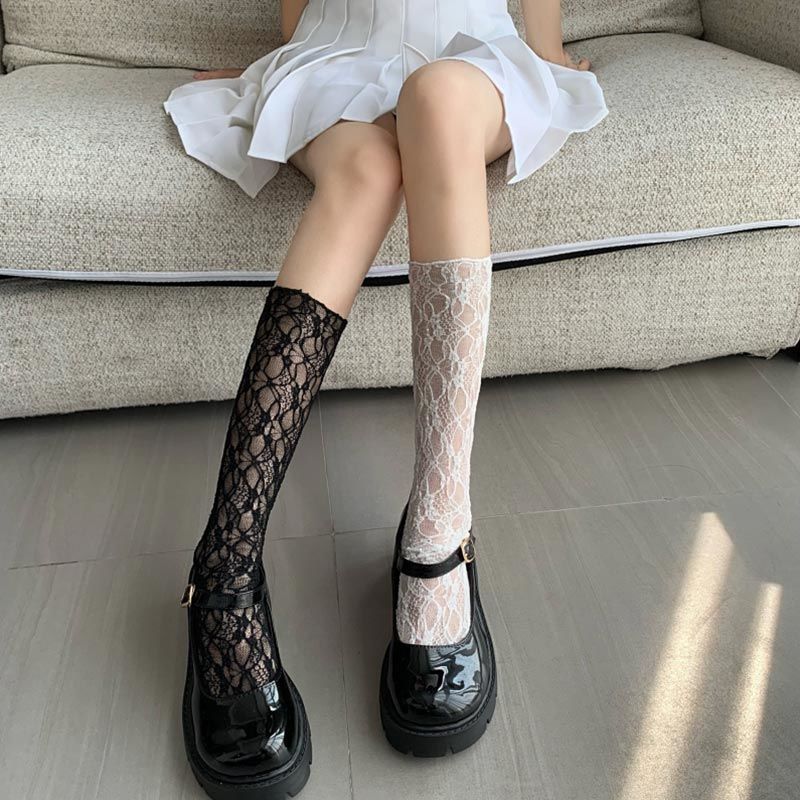Women Socks Retro Lace Floral Mesh Lolita Cute Socks Thin Middle Tube Transparent Socks Girl Sweet Breathable Designer Socks