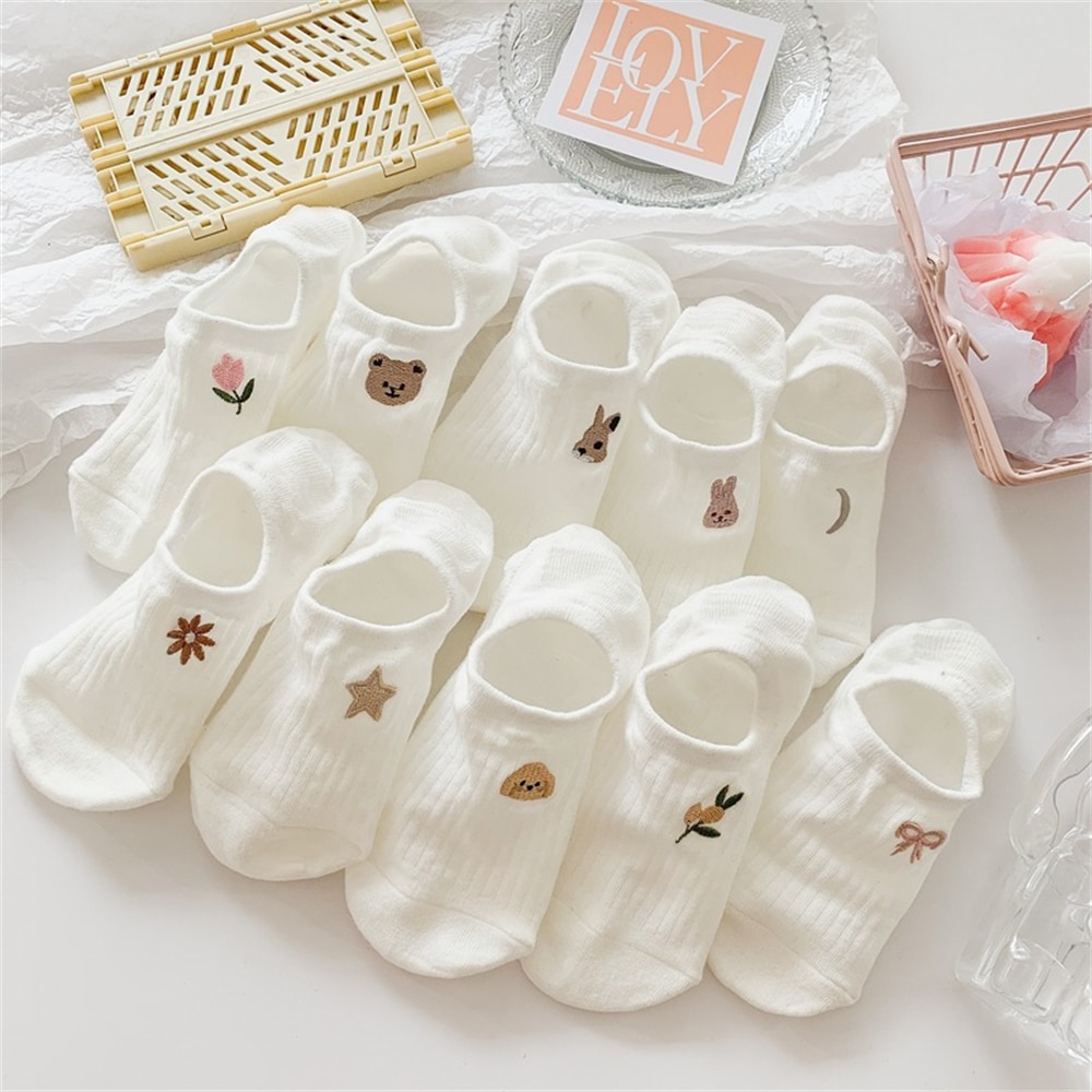 New Womens' Embroidered Bear Flower Strar Moon Squirrel White Cotton Fashion Summer No Show Invisible Socks Slippers Dropsh