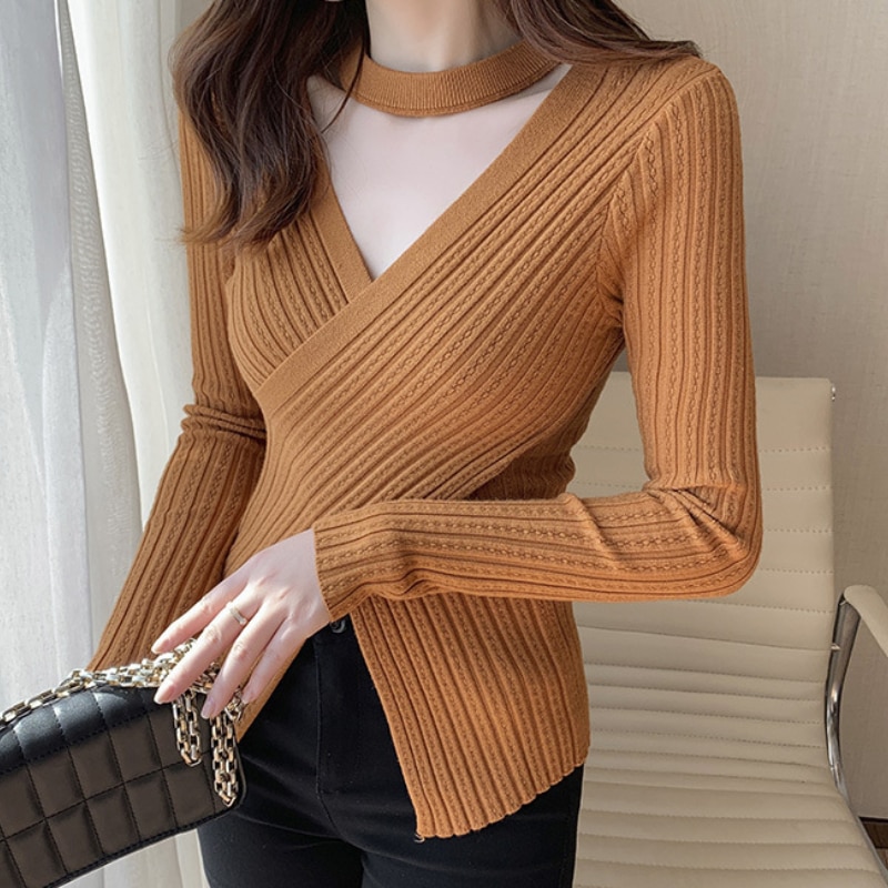 2023 Autumn Winter Caramel Cross V-neck Design Knited Shirt Women's Korean Self-cultivation All-match Hanging Neck Irregula