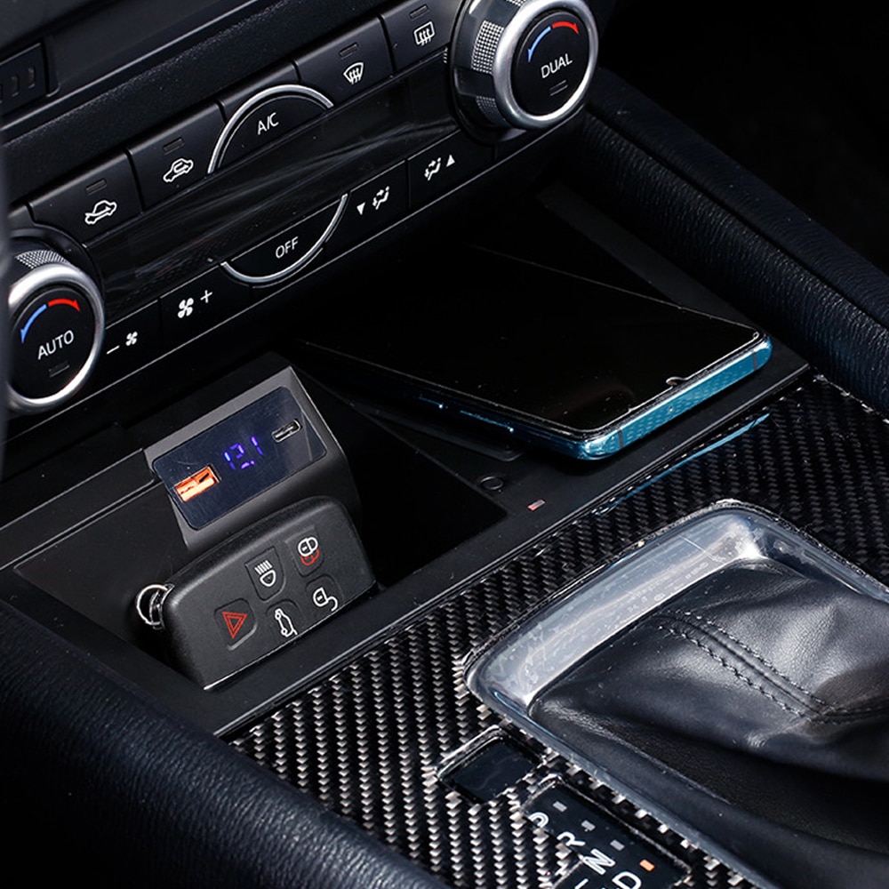 Wireless fast charging pad For Mazda CX5 CX4 2017 2018 2019 2020 2021 phone charger mobile holder charge interior accessores