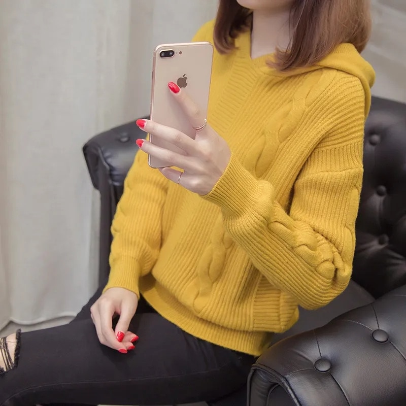 2023 Autumn New Hooded Knitted Sweater Pullover Female Fashion Short Clothes Women Long Sleeve Knitwear Loose Ladies Tops G2370