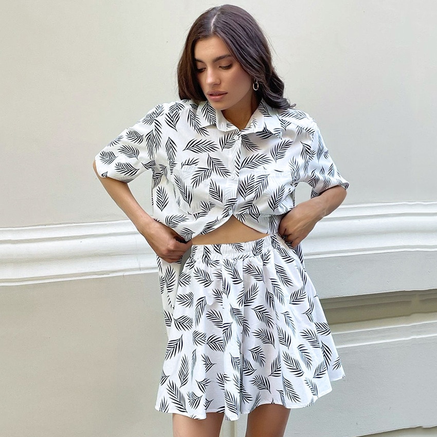 Short Sleeve Pajamas For Women Sets Double Pockets Lapel Short Sets Leaf Print Loose Sleepwear Single-Breasted Loungewear 2023