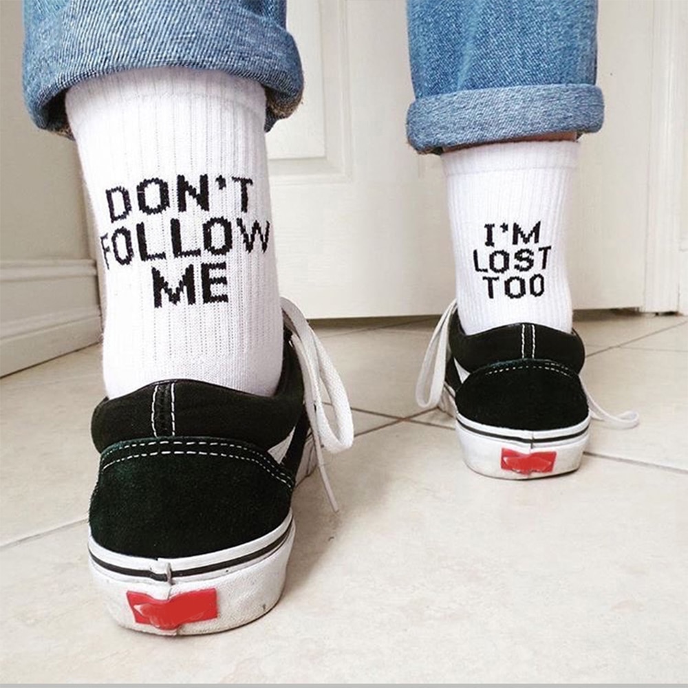 2022 Black White Cotton Middle Tube Socks DON`T FOLLOW ME I AM LOST TOO English alphabet Creative Women Men Casual Daily Socks