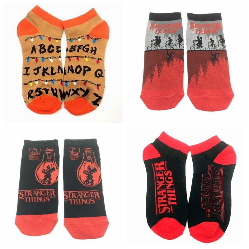 2 Pairs Kids Sports Ankle Socks Stranger Things Cosplay Short Socks Cartoon Wicking Anime Boys Girls Casual Hosiery Boat Socks