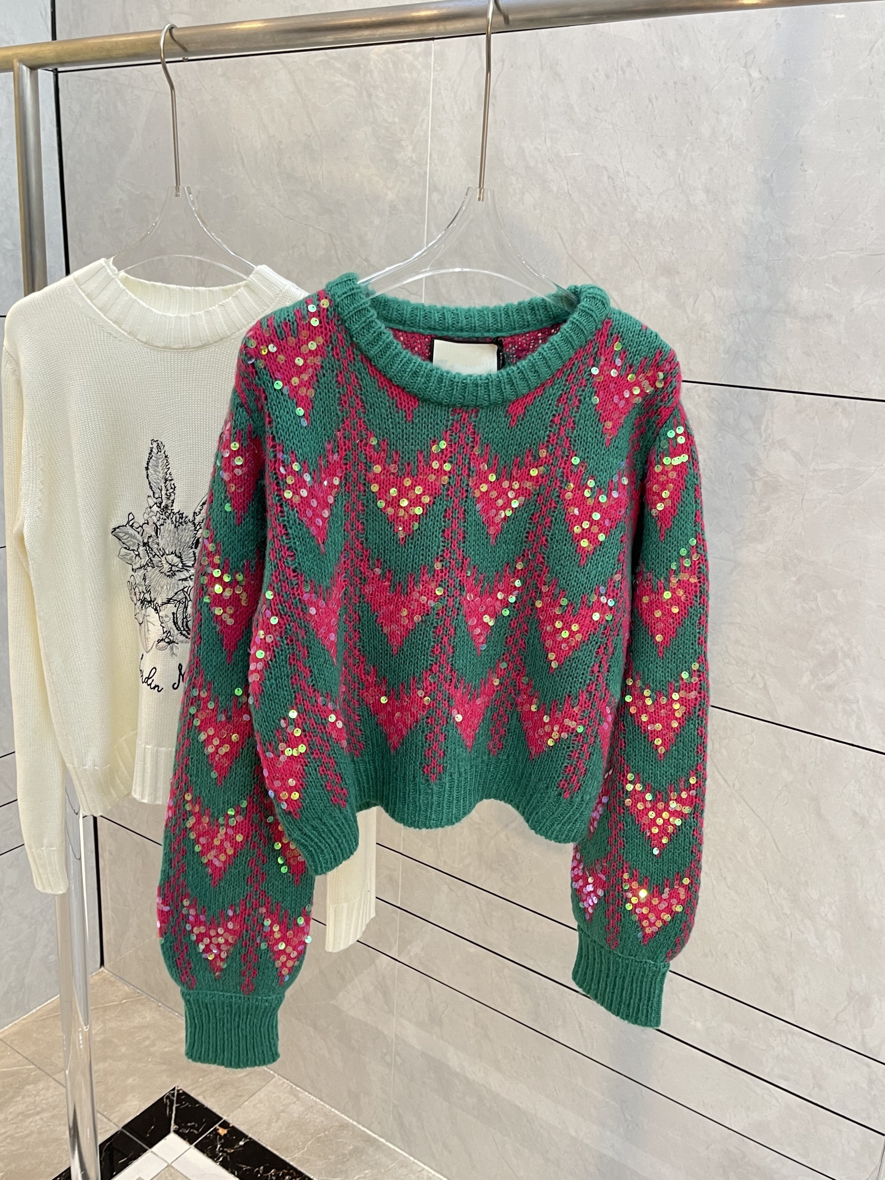 Christmas Exclusive 2023 Autumn Winter New Wool Round Neck Sweater Stripe Color Contrast Sequin Green Sweater Top