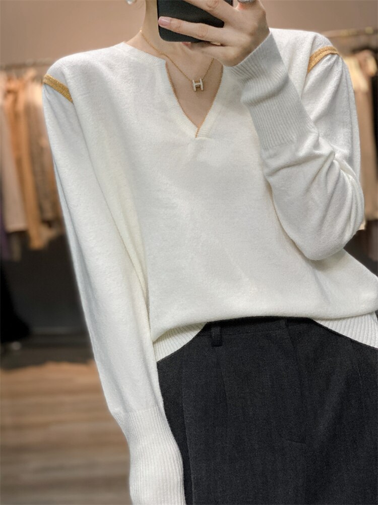 2023 Spring And Autumn New V-Neck Wool Knitted Women Loose Gold Line Patchwork Color Pullover Sweater Outside Wear Thin