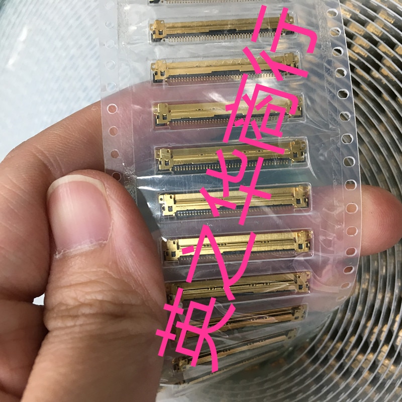 30pcs original new GT05Q-40S-H10-E3000 0.5MM 40P GOLD PLATED