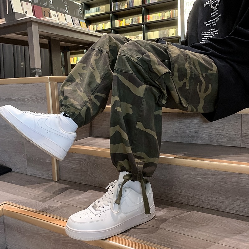 DEEPTOWN Camouflage Camo Cargo Pants Men Vintage Oversize Straight Trousers Male Streetwear Loose Hip Hop Casual Fashion Spring