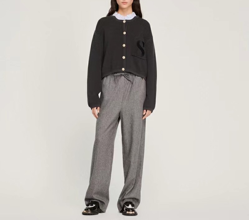Black Wood Ear Knitted Cardigan Jacket Women's Fall/winter 2022 New Stitched Long Sleeved Single-breasted Short Coat