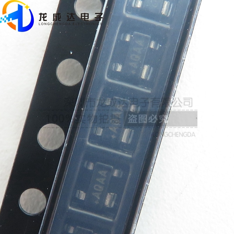 30pcs original new MAX811SEUS+T MAX811S screen printing AQAA SOT-143 monitor chip IC