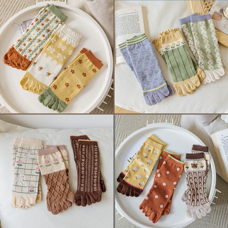 Five finger socks retro palace literary Lolita relief women's socks autumn three-dimensional cartoon toe socks