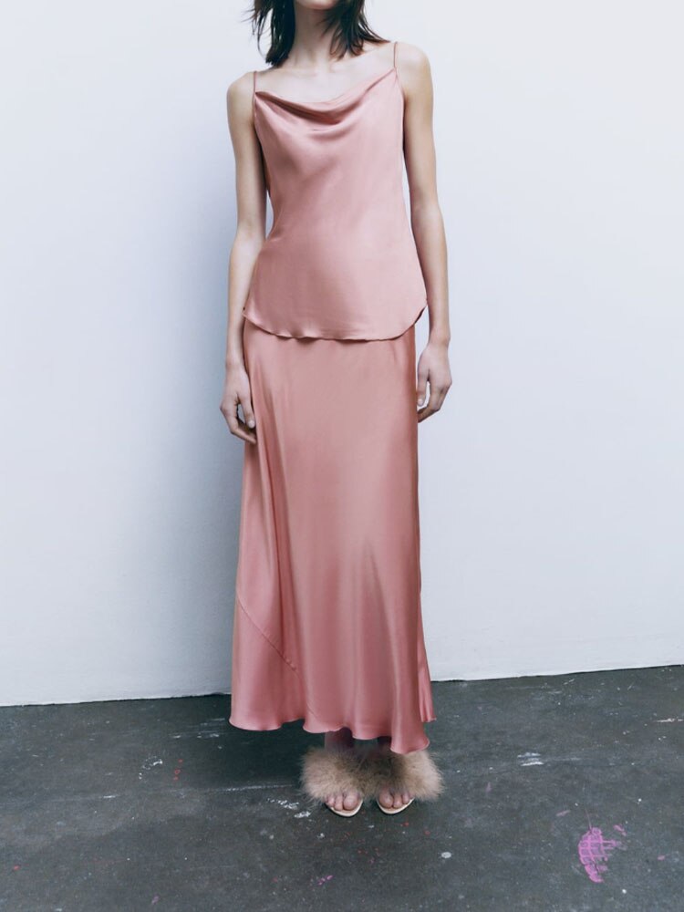2023 New Women's Fashion Versatile Silk Slippery Pink Temperament Ruili Sling Top Skirt Set