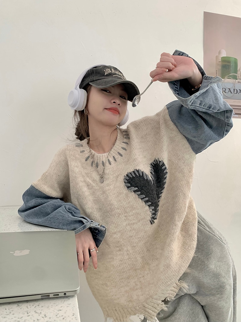 2023 Autumn Winter Women Denim Patchwork Sweater Long Sleeve O-Neck Heart Pattern Knitted Pullovers Loose Stitching Sweatshirt