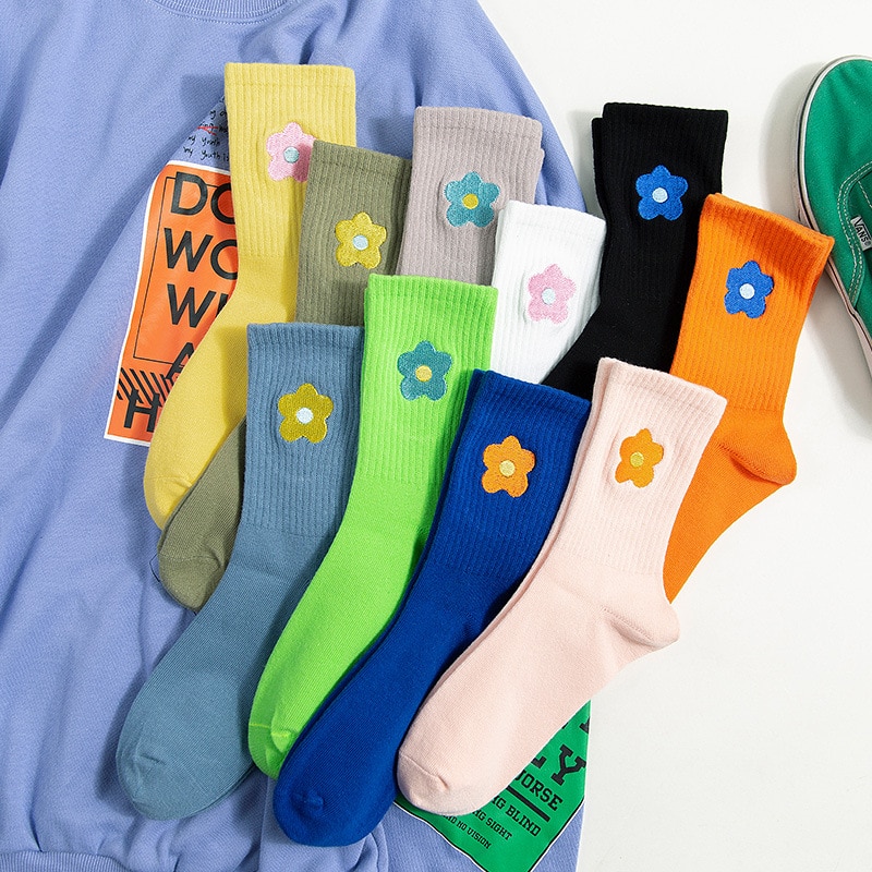 Women Print Embroidery Flowers Cotton Socks New Products Cute Cartoon Sock Casual Cozy Student Socks Women Lovely Trendy Socks