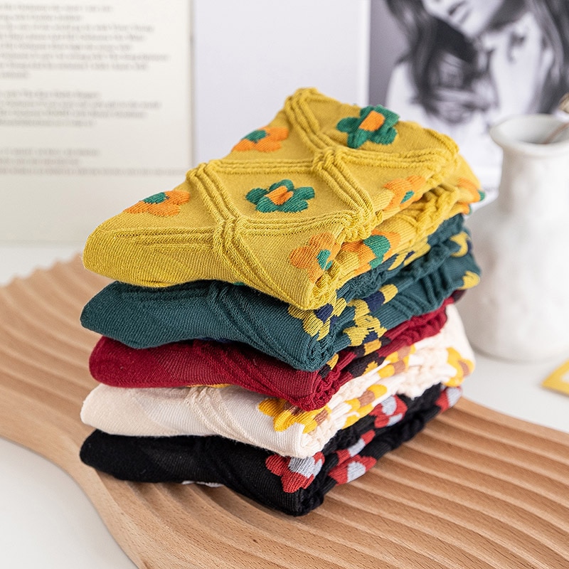Summer New Style Small Flower Medium Tube Socks Sweet Spring and Autumn High Top Student Literary Female Socks Breathable Socks