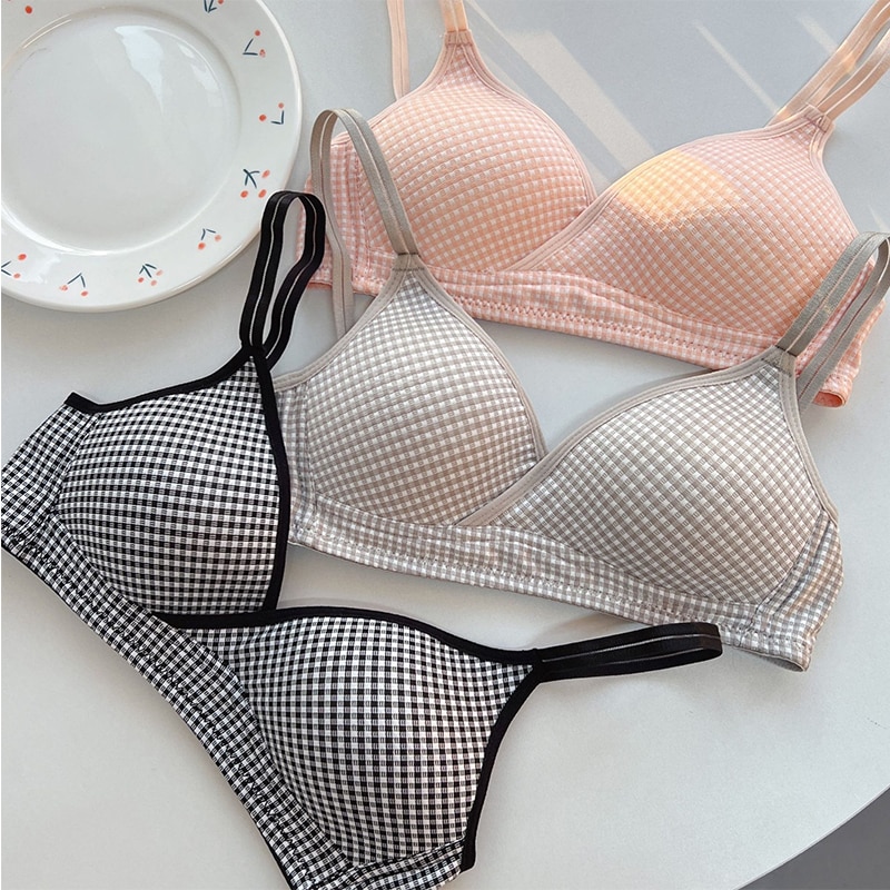 1Pcs Wire Free Bra For Young Woman Teenagers Bralette Lingerie Plaid Push Up Female Underwear Bras Free Shipping BANNIROU