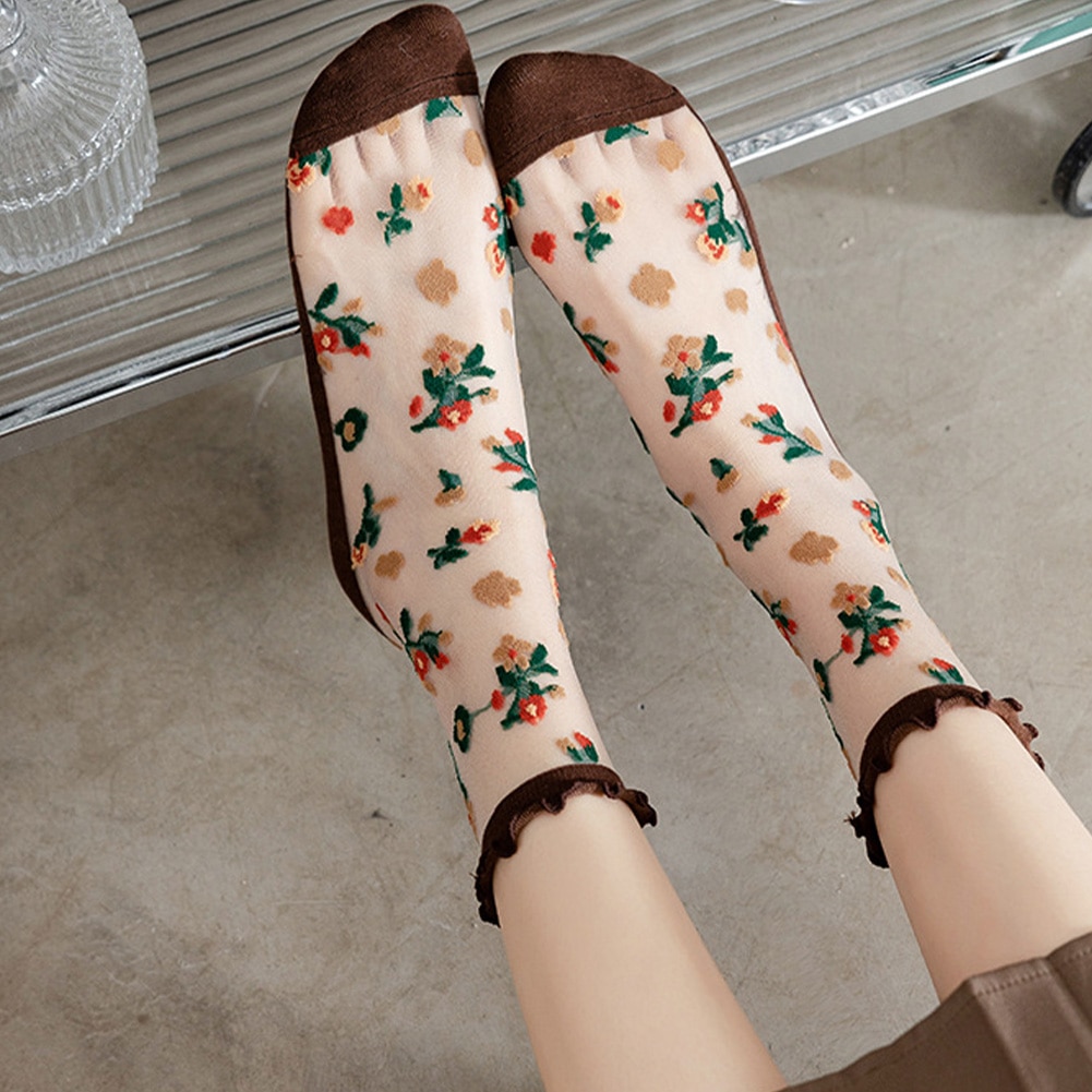 Fashion Summer Harajuku Crew Socks Ultra-thin Transparent Crystal Silk Socks Women Retro Flower Embroidery Lace Socks