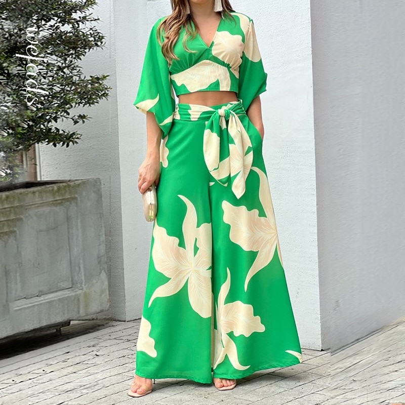 Women Spring V-neck Temperament Shirt 2-Pieces Set Vintage Printing Half Sleeve Short Tops High-waisted Sexy Pants Casual Suits