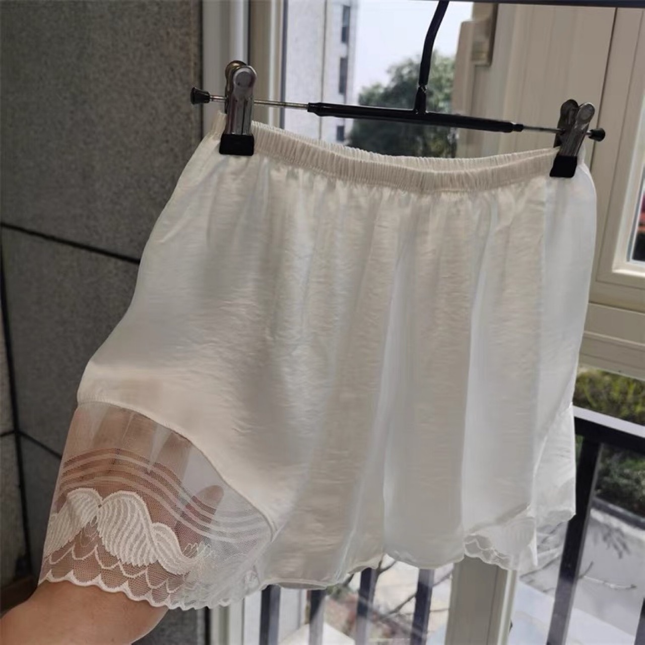 6PCS Female Comfortable Loose Leggings Island Silk Safety Pants Lace Three-point Shorts Can Be Worn Outside Without Curling