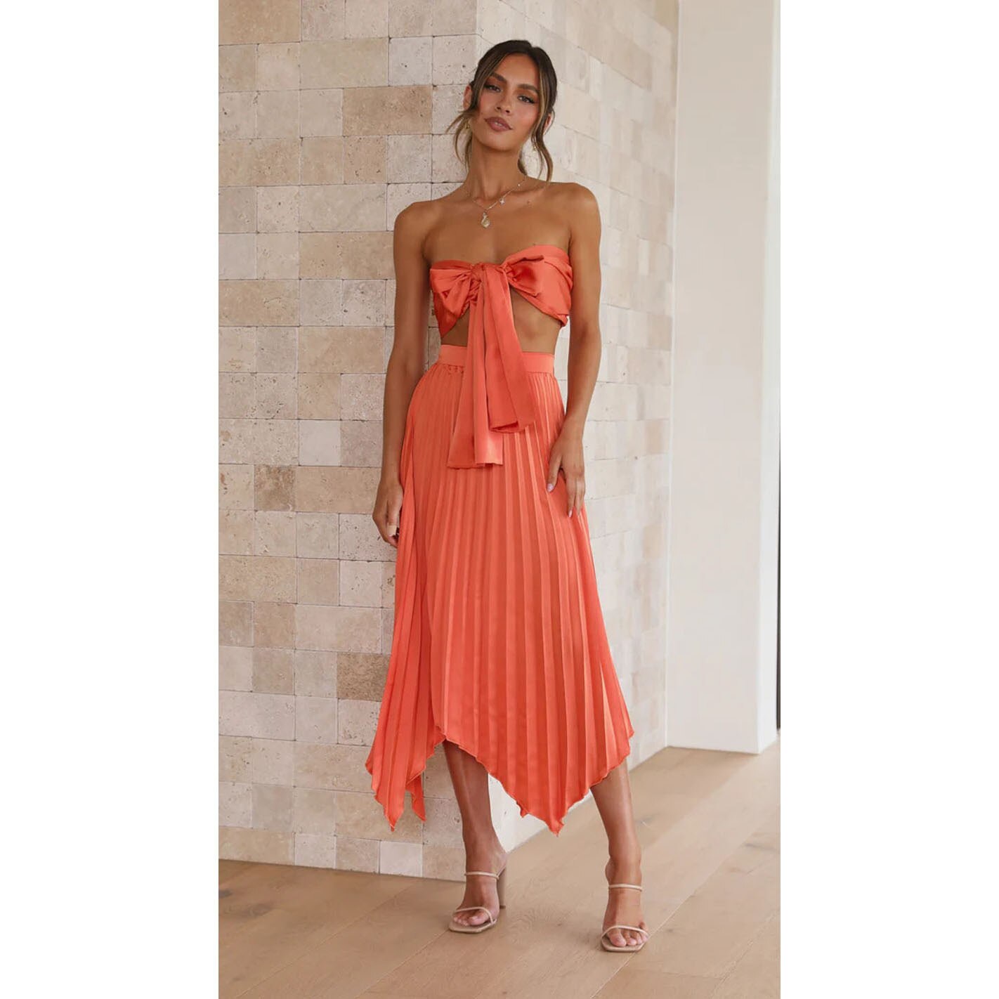 2023 Summer Women's Sexy Pleated Dress Sets Fashion Casual Holiday Lace Up Vest And Skirt Two-piece Set