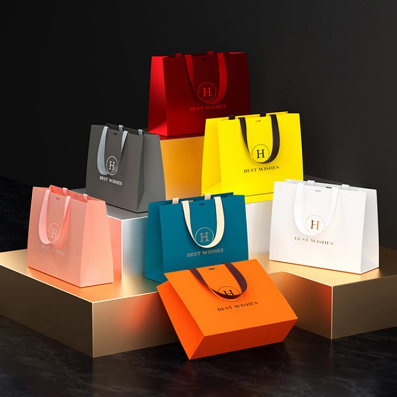 Lipack Wholesale Custom Printed Logo Luxury White Paper Bag Retail Boutique Shopping Gift Paper Bags With Your Own Logo