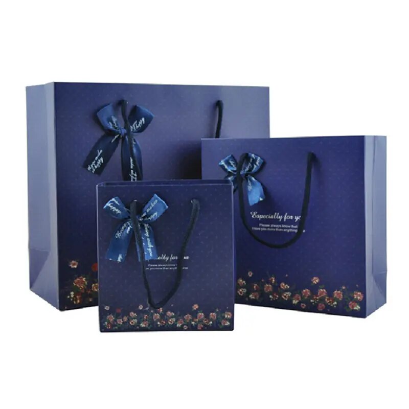 Packing bag factory directly custom high and gift paper bag for clothing with ribbon string