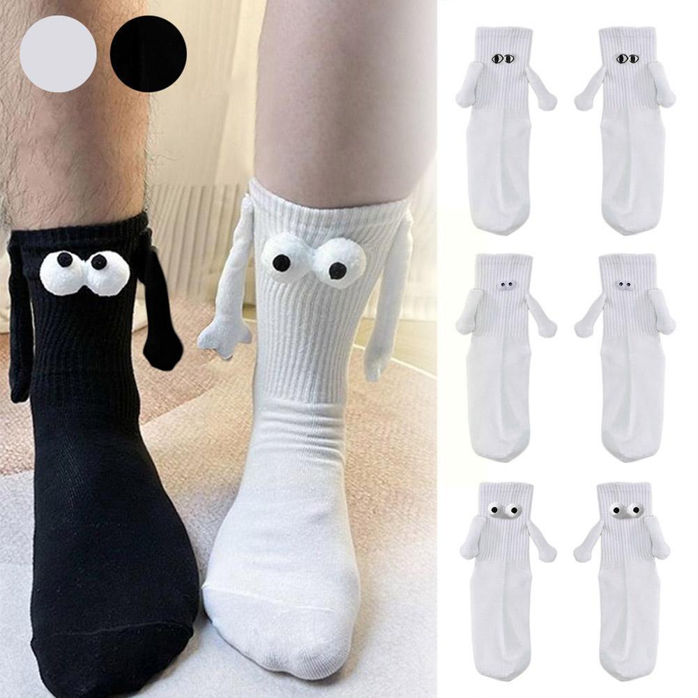 1 Pairs Couple Socks Holding Hands Funny Socks for Women Men Mid-Tube Socks Magnetic Suction 3D Doll Couple Socks Y0U8