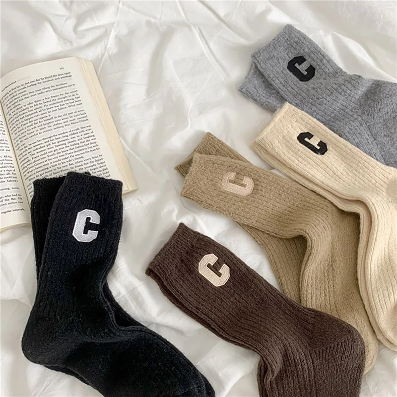 1 Pair Women Cotton Socks Knitting Student Girls Mid Tube Stockings Elegant Retro Long Sports Socks Breathable Comfortable