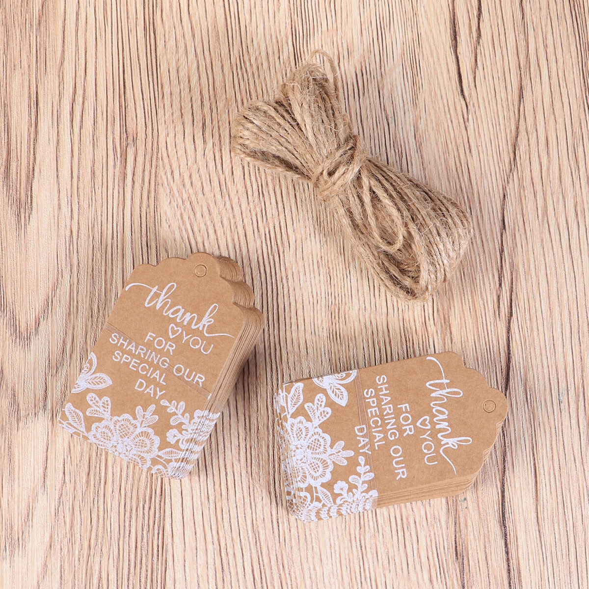 100 Pcs Kraft Paper Hanging Tags White Flower Printed Baking Food Package Tags with Rope for Wedding Party