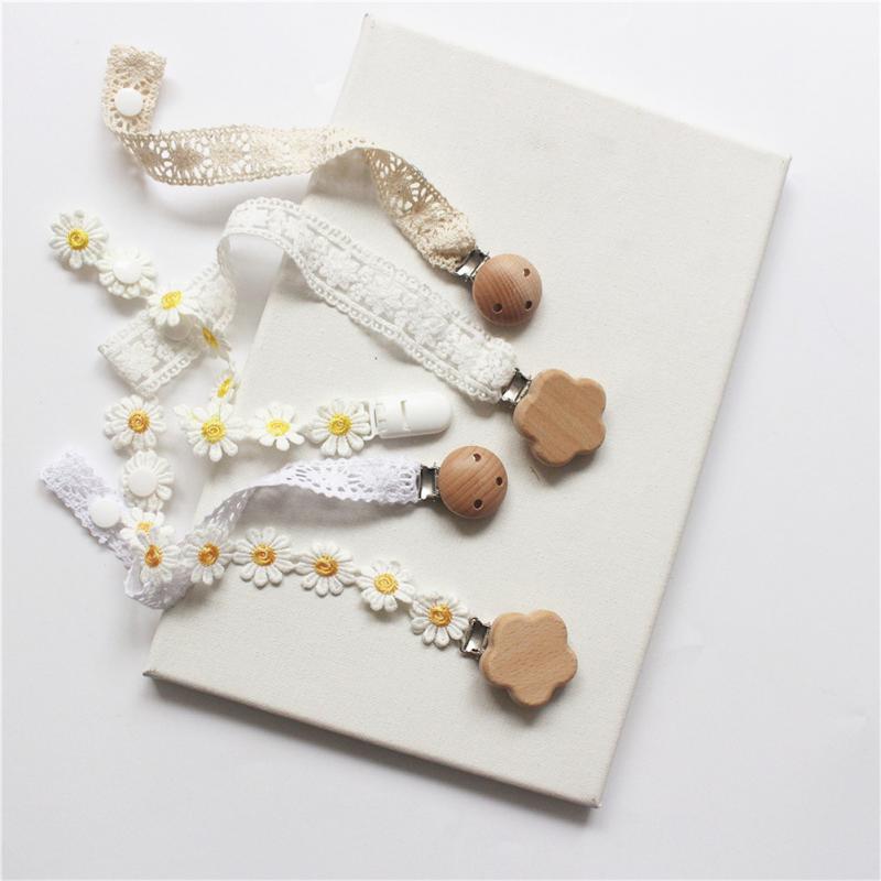 Baby Pacifier Clip More Than 3 Month S Cute Chew Toy Daisy Portable Children Accessories Anti-lost Toy Belt Lace Anti-drop