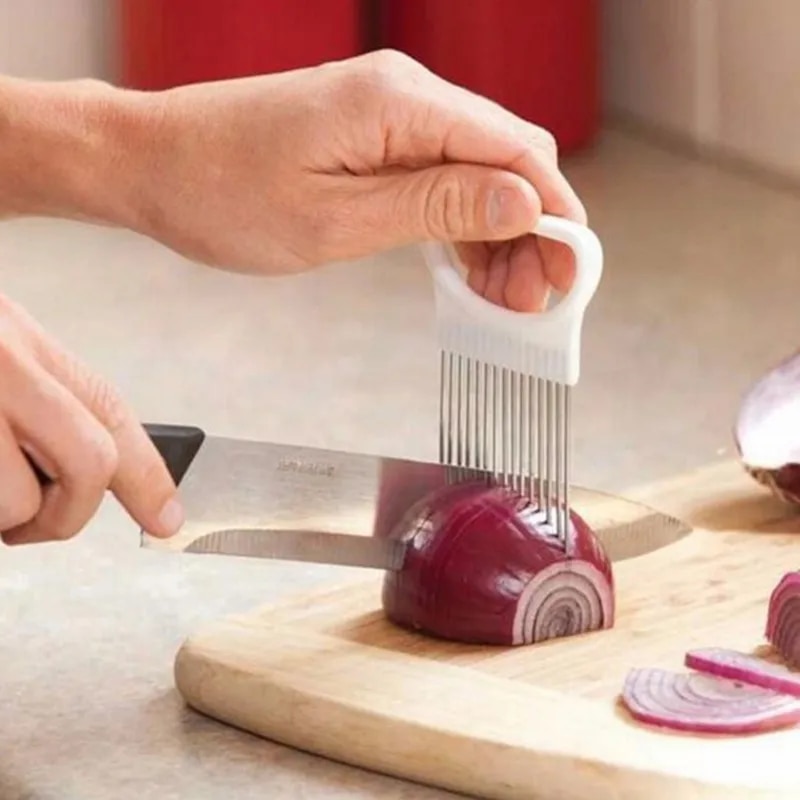 Free shipping Stainless Steel Handheld Kitchen Knife Accessory Tools Holder Asisting Vegetable Fruit Onion Slicer Cutting Fork N