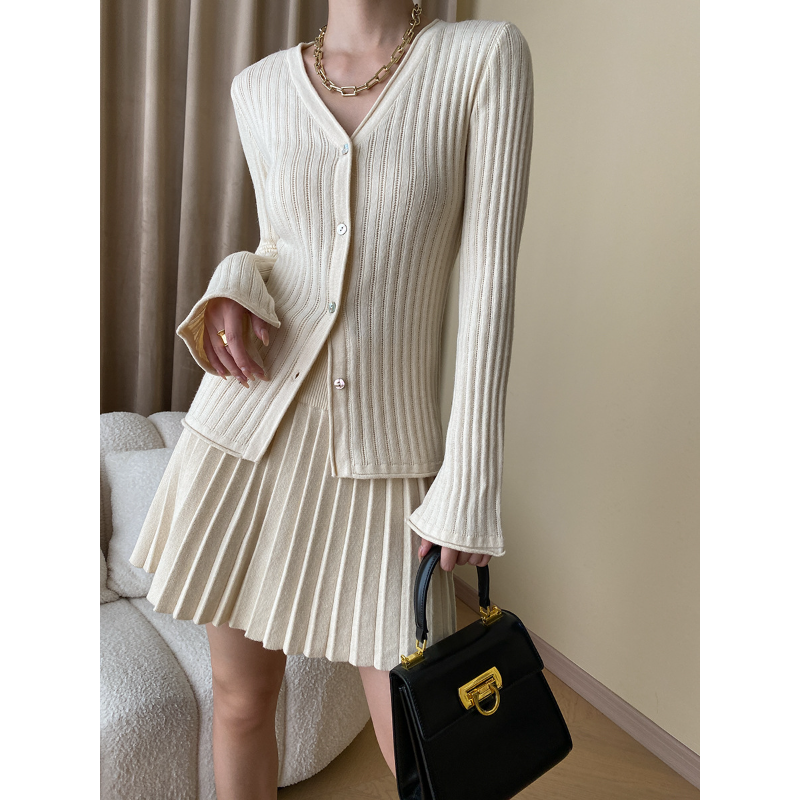 Autumn French Simple Long Sleeve Knit Cardigan + Pleated Skirt Suit Korea Elegant Casual Sweet BasicTwo-piece Women Set 1543
